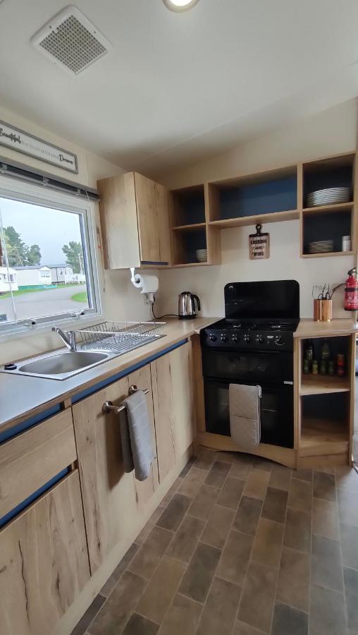 3 Bedroom Stylish Caravan - Vans With Business Sign Not Allowed Port Seton Luaran gambar